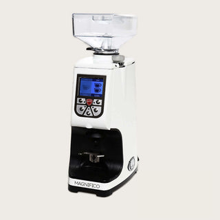 Eureka Atom Magnifico Espresso-Mühle in Weiß mit 60 mm Diamond Inside Mahlscheiben und kompaktem Design.